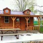 Jellystone-Pine-lakes-Lakefront-Log-Cabins-1920