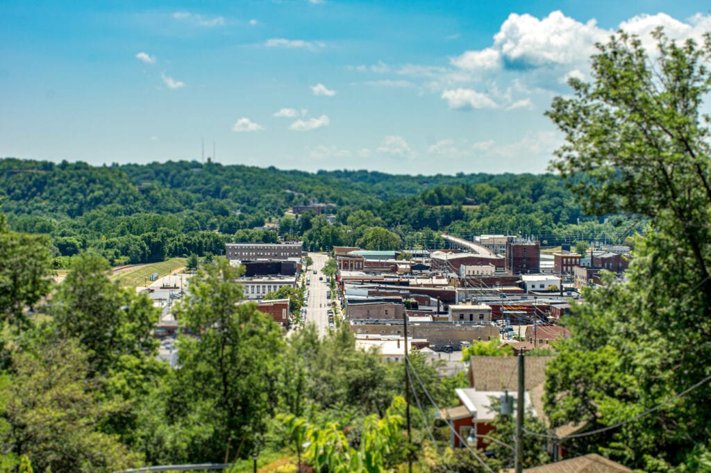 Nearby town of Hannibal, MO