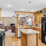 KitchenandBreakfastBar