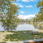 Deluxe South Shore Cindy Cabins 05